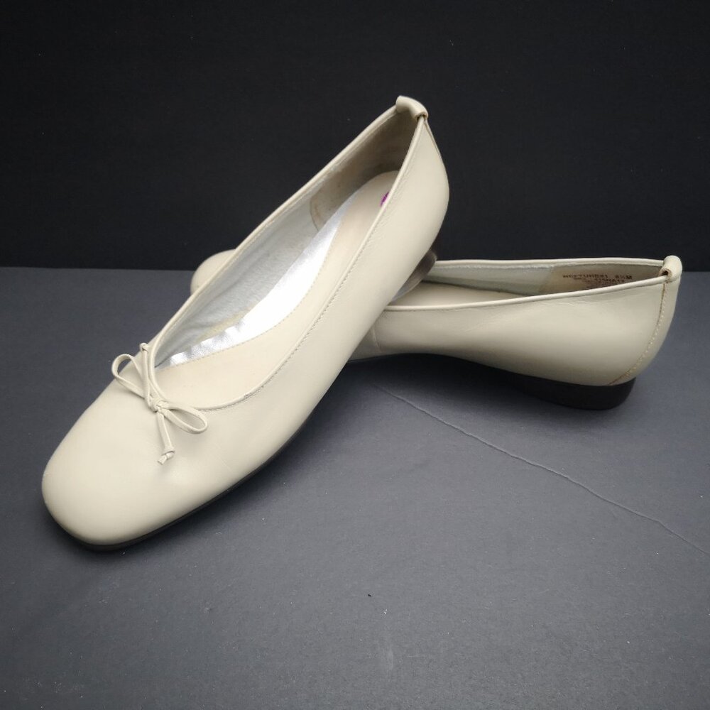 Naturalizer Neptune Leather Ballet Flats, Bone Colour 8.5M  NWOT